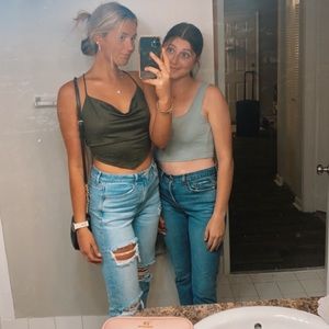 Meet your Posher, Emma